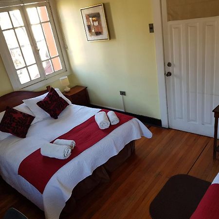 Hotel Almenas サンティアゴ エクステリア 写真