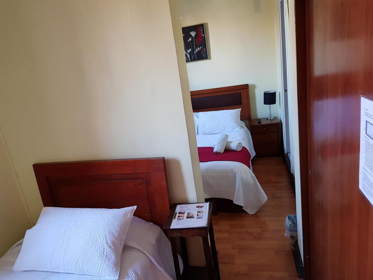 Hotel Almenas サンティアゴ エクステリア 写真