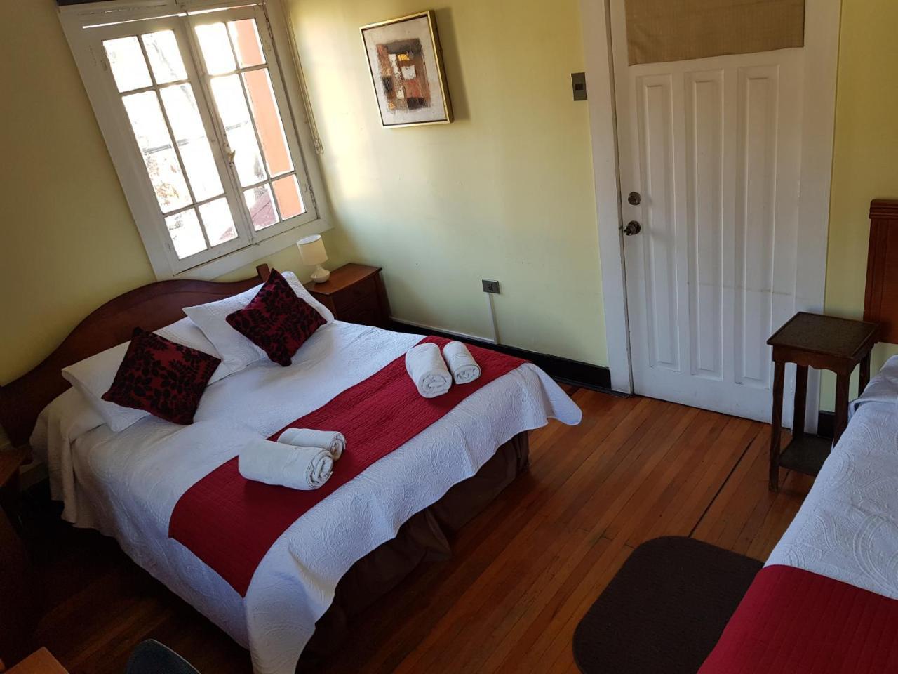 Hotel Almenas サンティアゴ エクステリア 写真